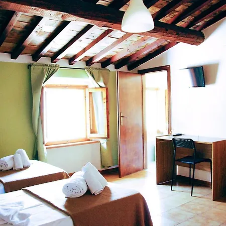 Ξενοδοχείο Hotel Gambassi *